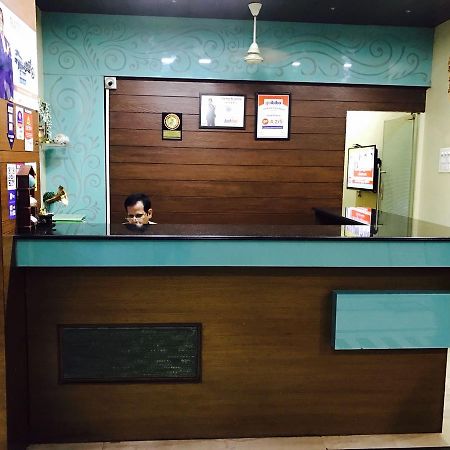 Iroomz Vaishali Residency 贝拉里 外观 照片