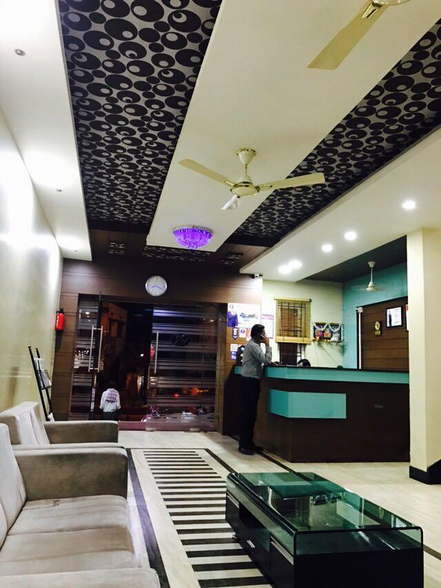Iroomz Vaishali Residency 贝拉里 外观 照片