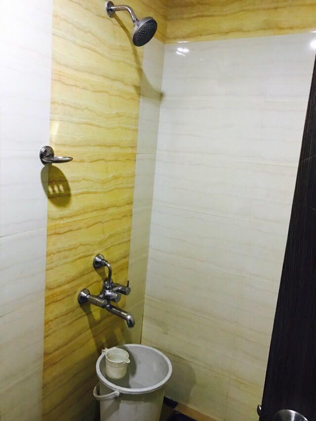 Iroomz Vaishali Residency 贝拉里 外观 照片